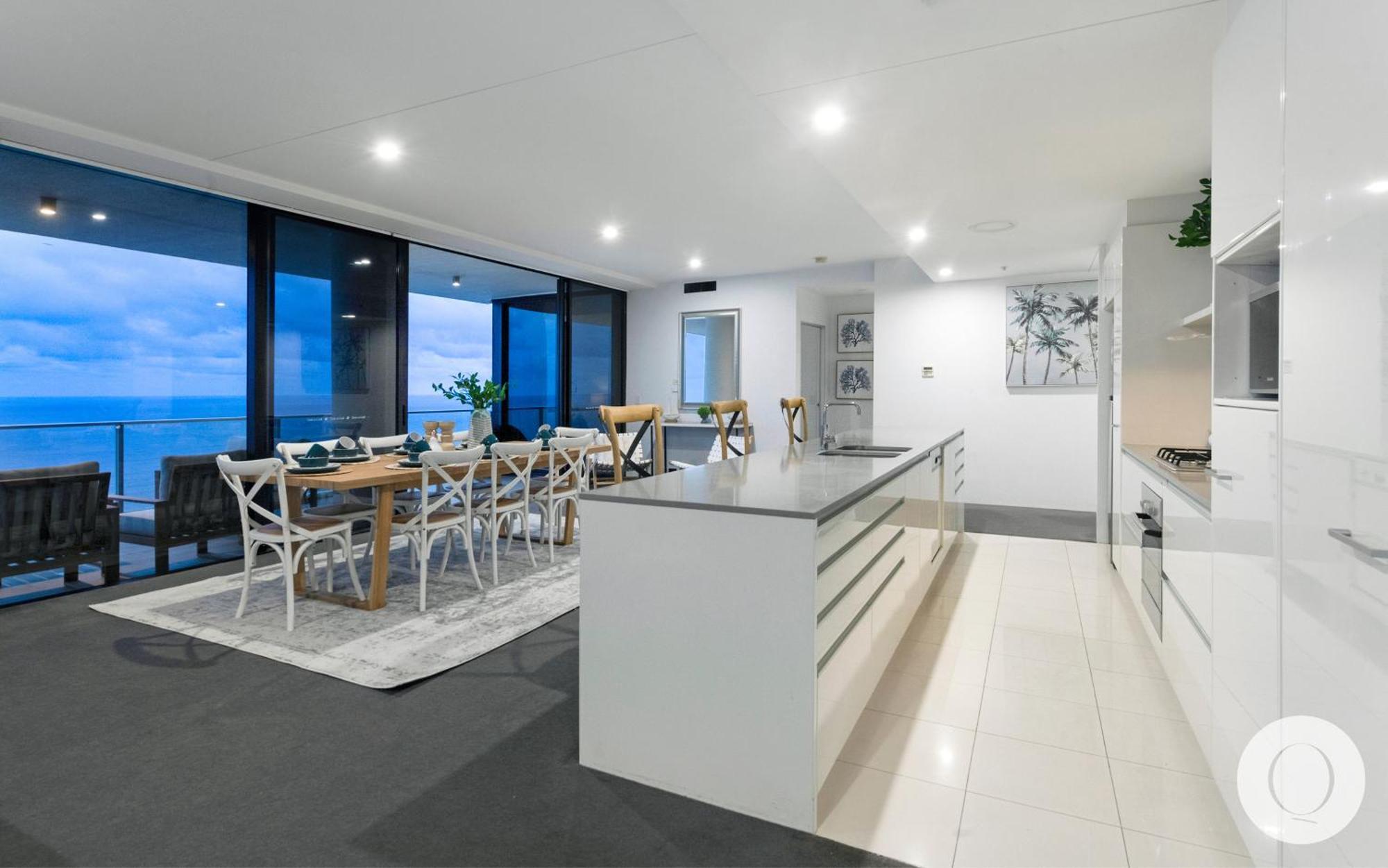 5 Bedroom Executive Sub Penthouse In The Heart Of Surfers With Full Ocean Views - Sleeps 12 - Circle On Cavill Amazing!! Χρυσή Ακτή Εξωτερικό φωτογραφία